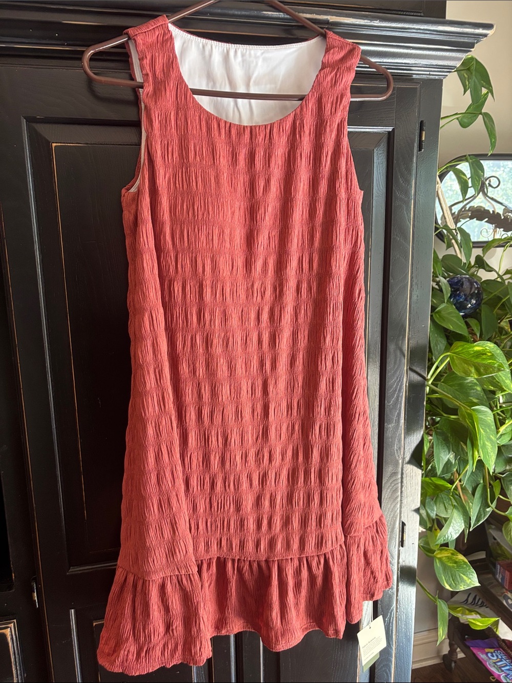 HALARA Rust Textured Sleeveless Ruffle-Hem Dress